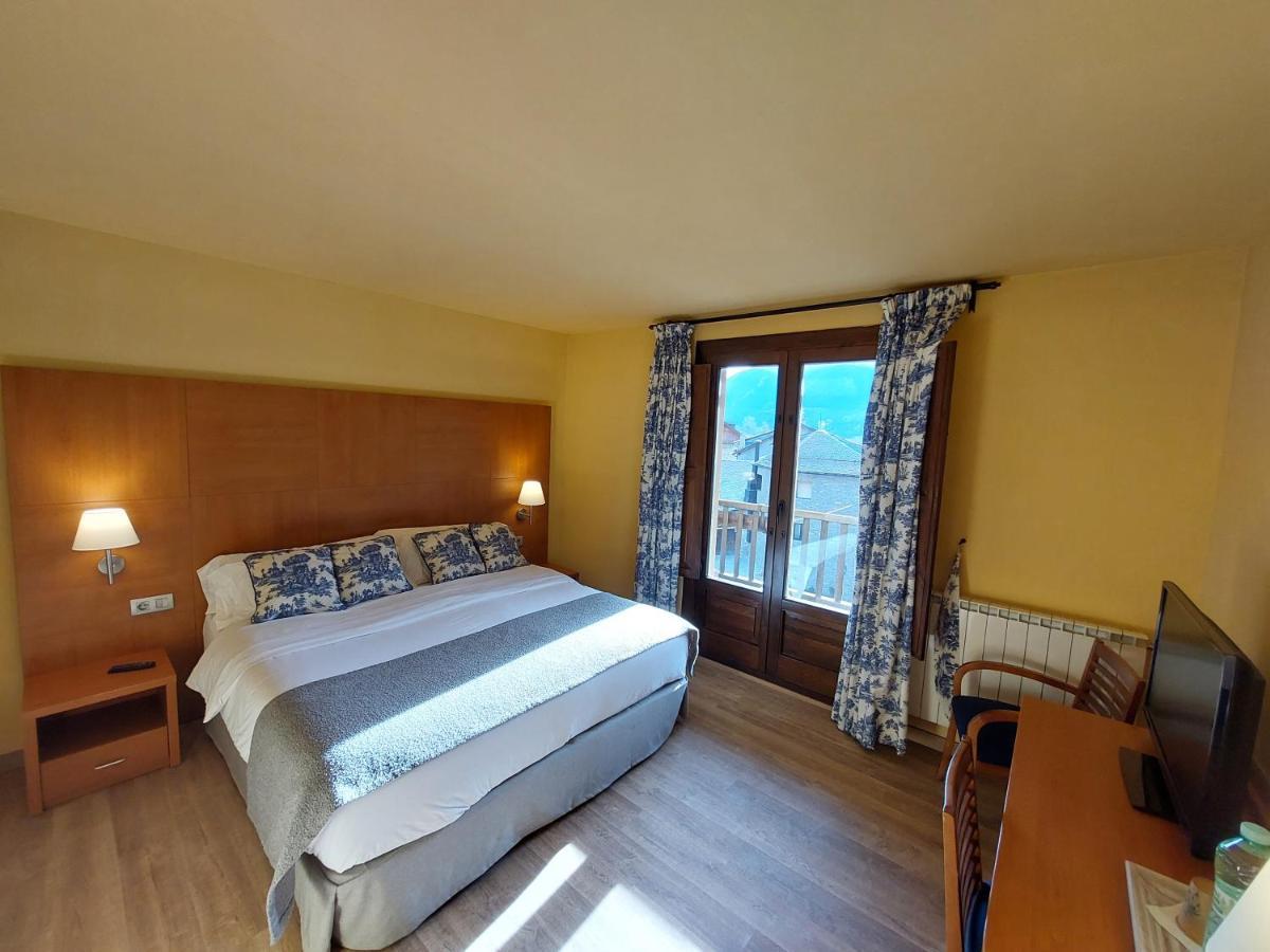 Hotel Saurat 에스포트 외부 사진
