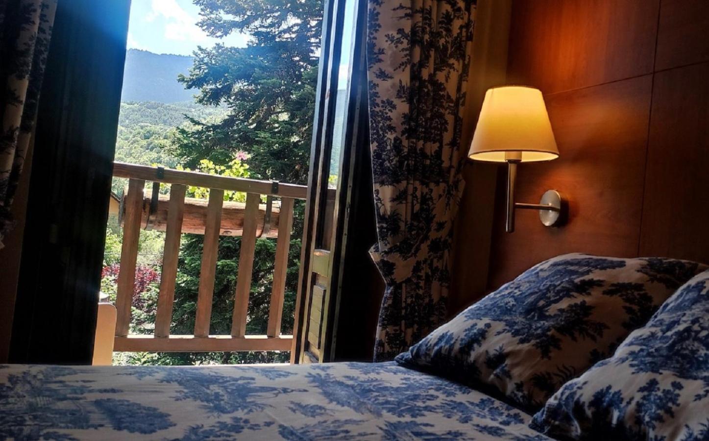 Hotel Saurat 에스포트 외부 사진