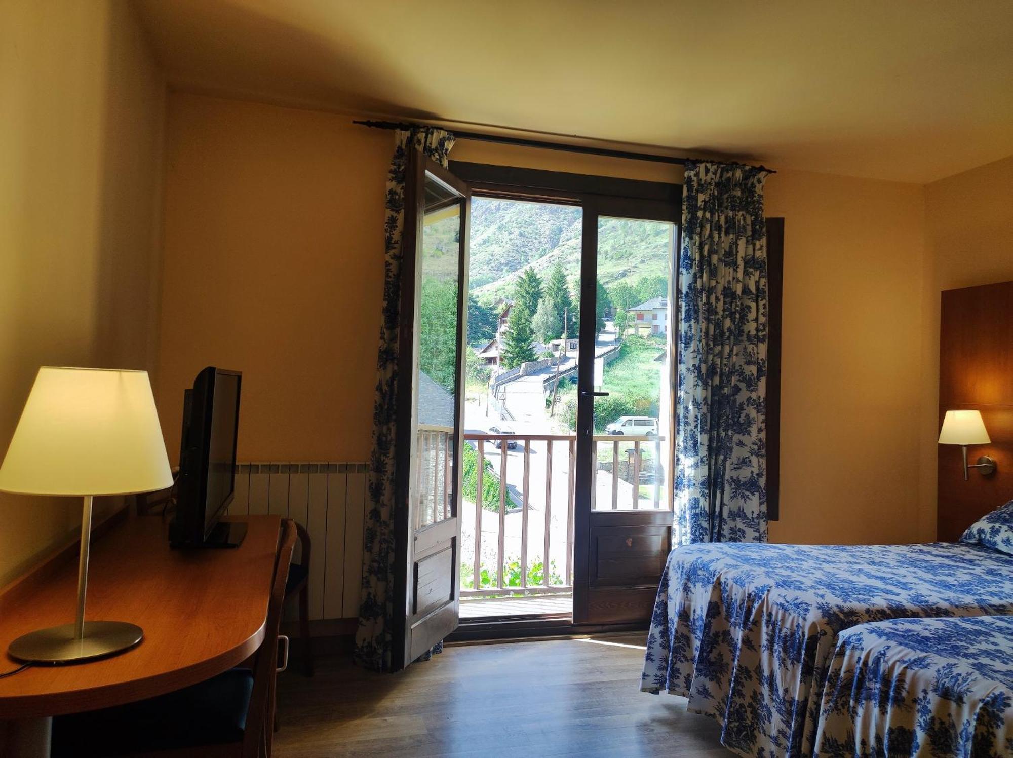 Hotel Saurat 에스포트 외부 사진