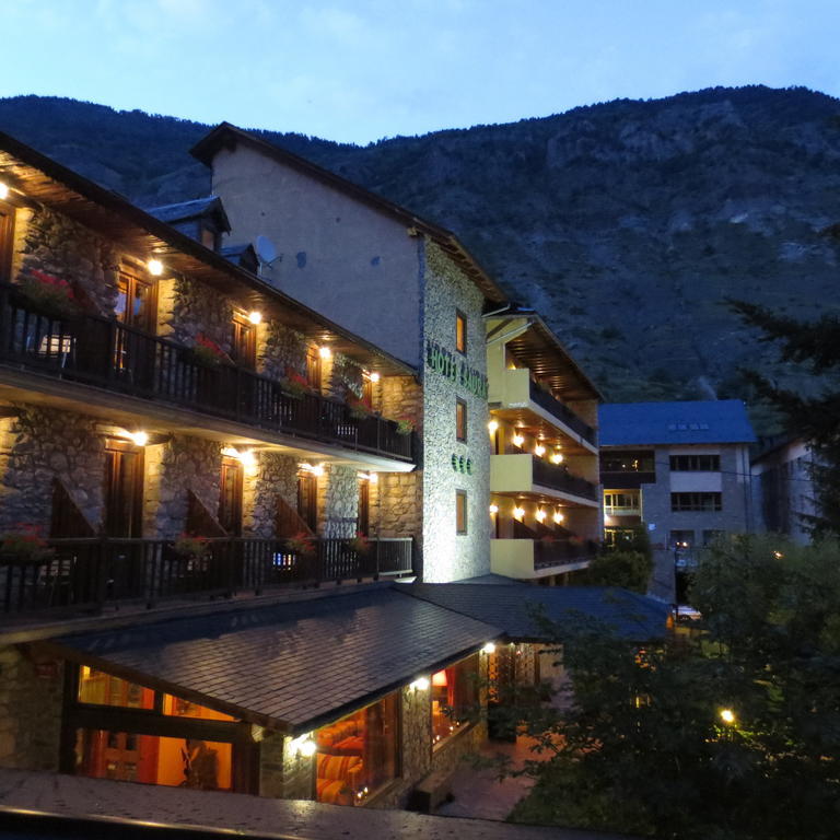 Hotel Saurat 에스포트 외부 사진