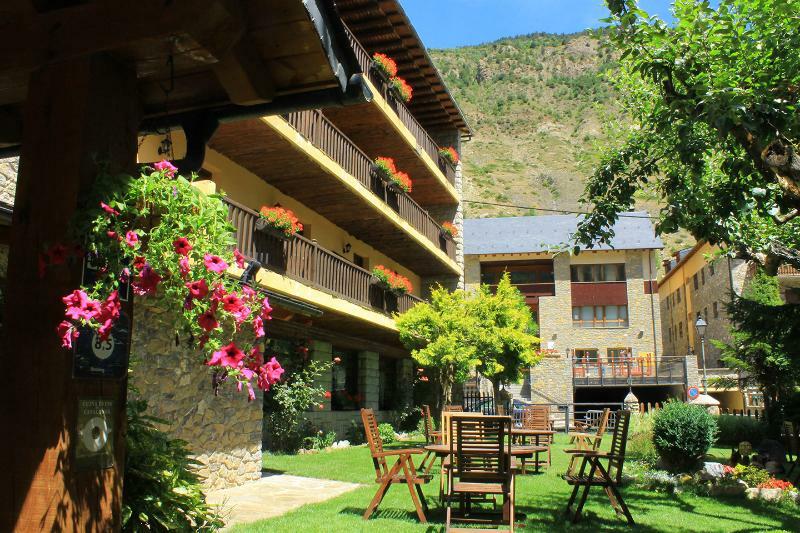 Hotel Saurat 에스포트 외부 사진